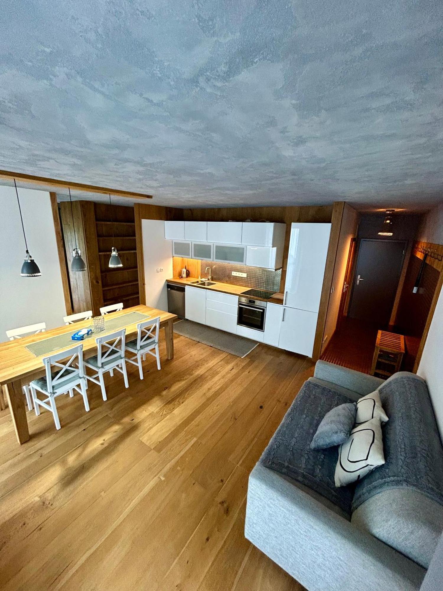 Apartmany Poco Loco Пец-под-Снежкой Экстерьер фото